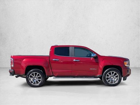 Used 2019 GMC Canyon Denali image 4