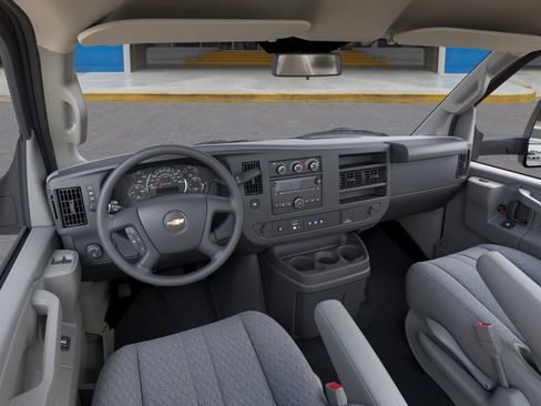 New 2025 Chevrolet Express 3500 Work Van w/ Power Convenience Package image 15