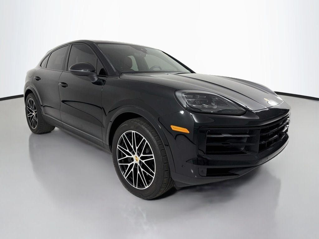 Certified 2024 Porsche Cayenne Coupe AWD/4WD image 7