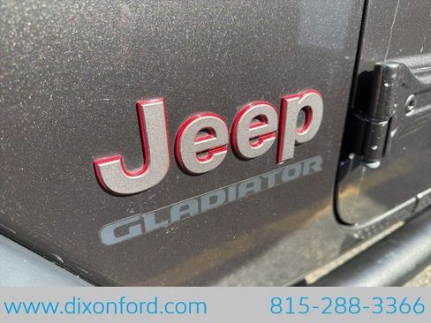 Used 2020 Jeep Gladiator Rubicon image 10