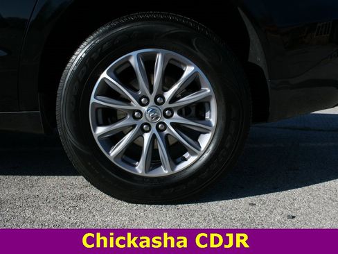 Used 2021 Buick Encore GX Essence w/ Sport Touring Package image 18