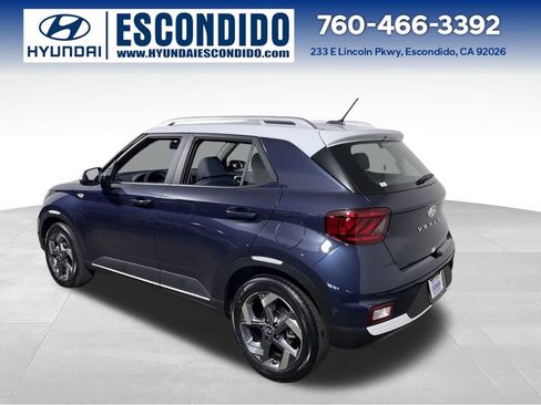 New 2026 Hyundai Venue SEL image 3