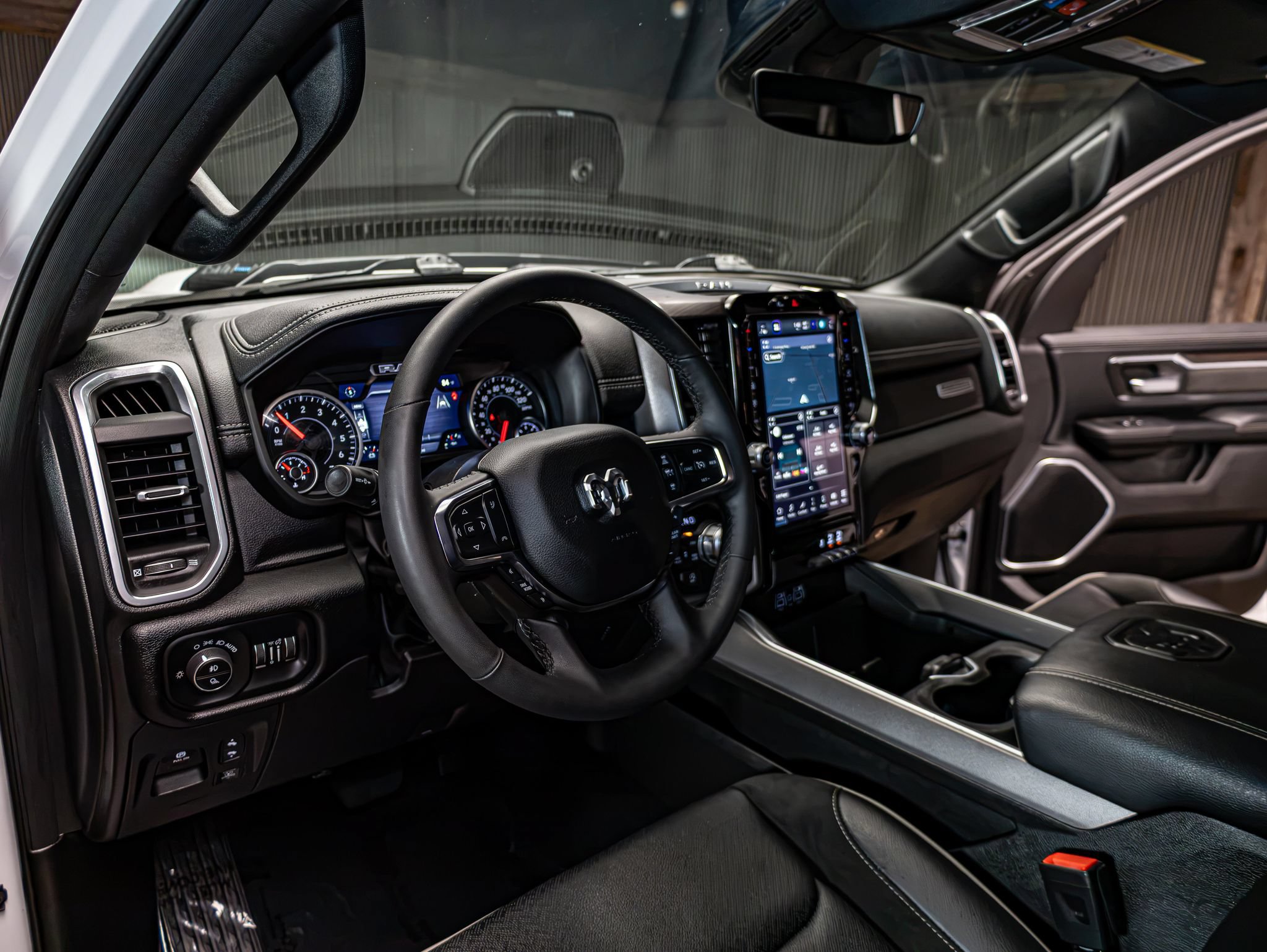 Used 2026 RAM 1500 Laramie w/ Night Edition AWD/4WD image 17