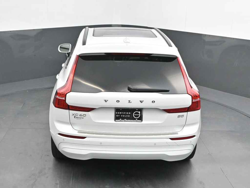 Certified 2022 Volvo XC60 B5 Momentum w/ Advanced Package FWD image 25