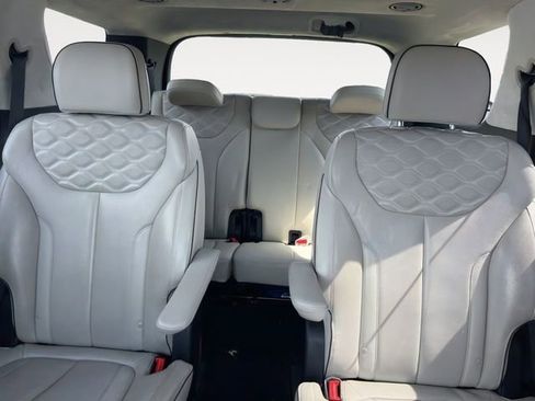 Used 2022 Hyundai Palisade Calligraphy image 13