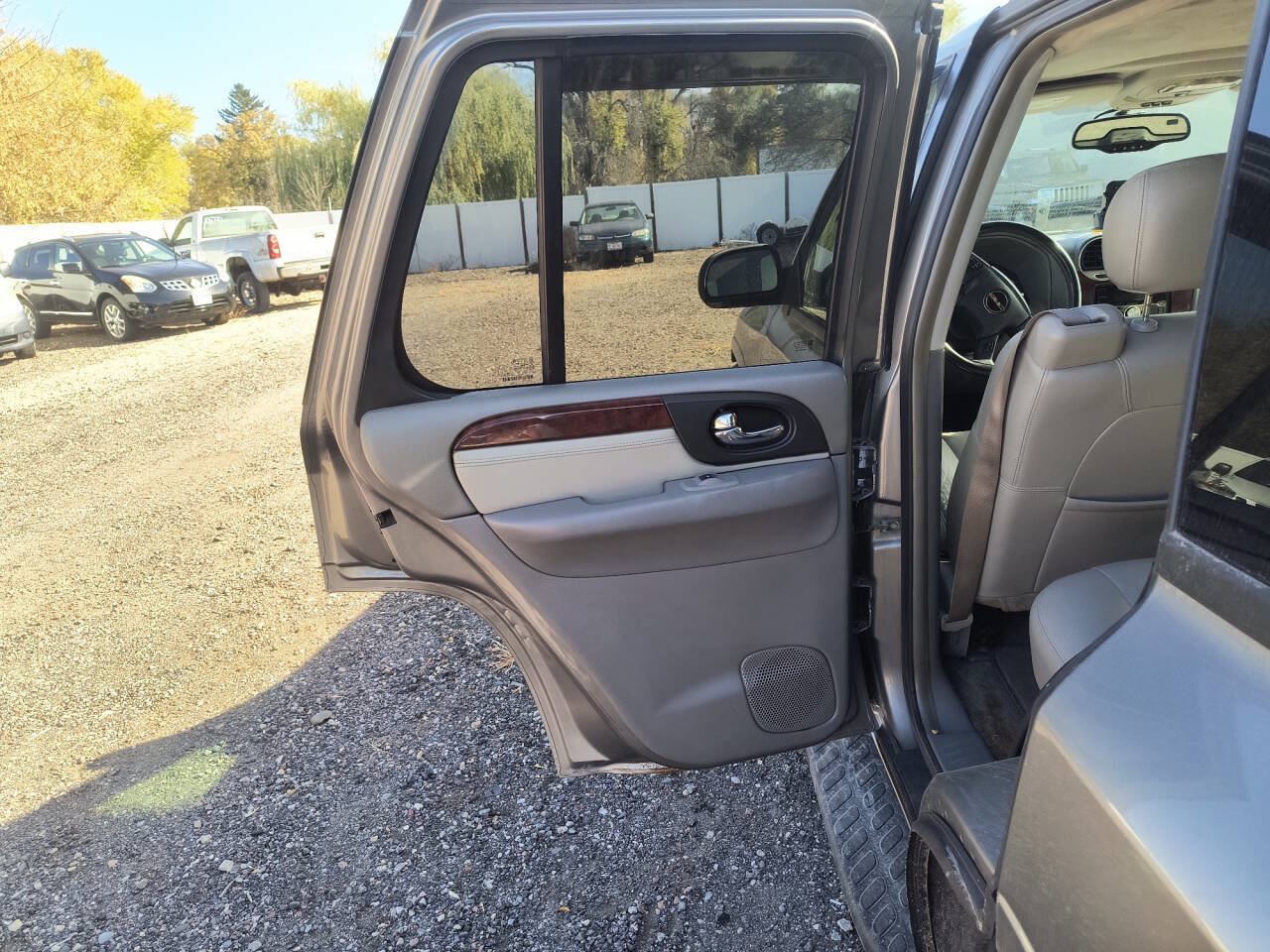 Used 2006 GMC Envoy SLT AWD/4WD image 22