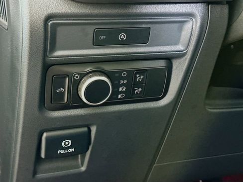 Used 2025 Ford F150 XL AWD/4WD image 10