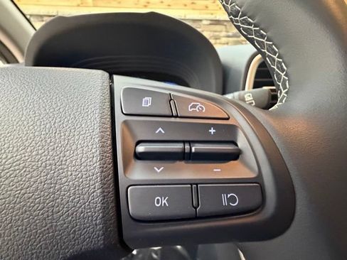Certified 2026 Hyundai Venue SEL FWD image 26
