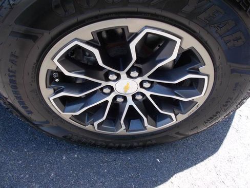 Used 2019 Chevrolet Colorado ZR2 AWD/4WD image 19