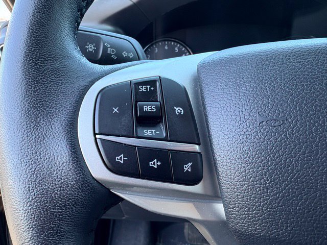 Used 2023 Ford Explorer XLT w/ Equipment Group 202A AWD/4WD image 14