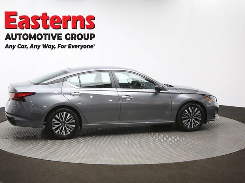 Used 2024 Nissan Altima 2.5 SV image 43