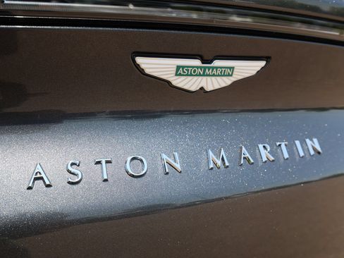 Used 2025 Aston Martin DBX 707 AWD/4WD image 9