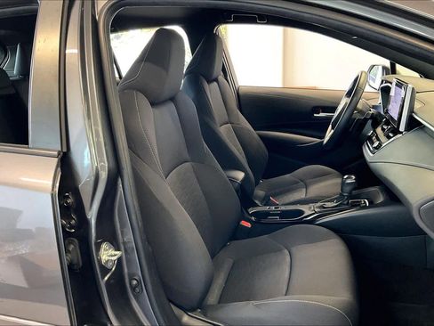 Used 2023 Toyota Corolla SE image 8