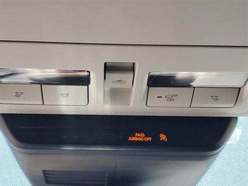 Used 2022 MAZDA CX-30 AWD 2.5 S w/ Premium Package image 31