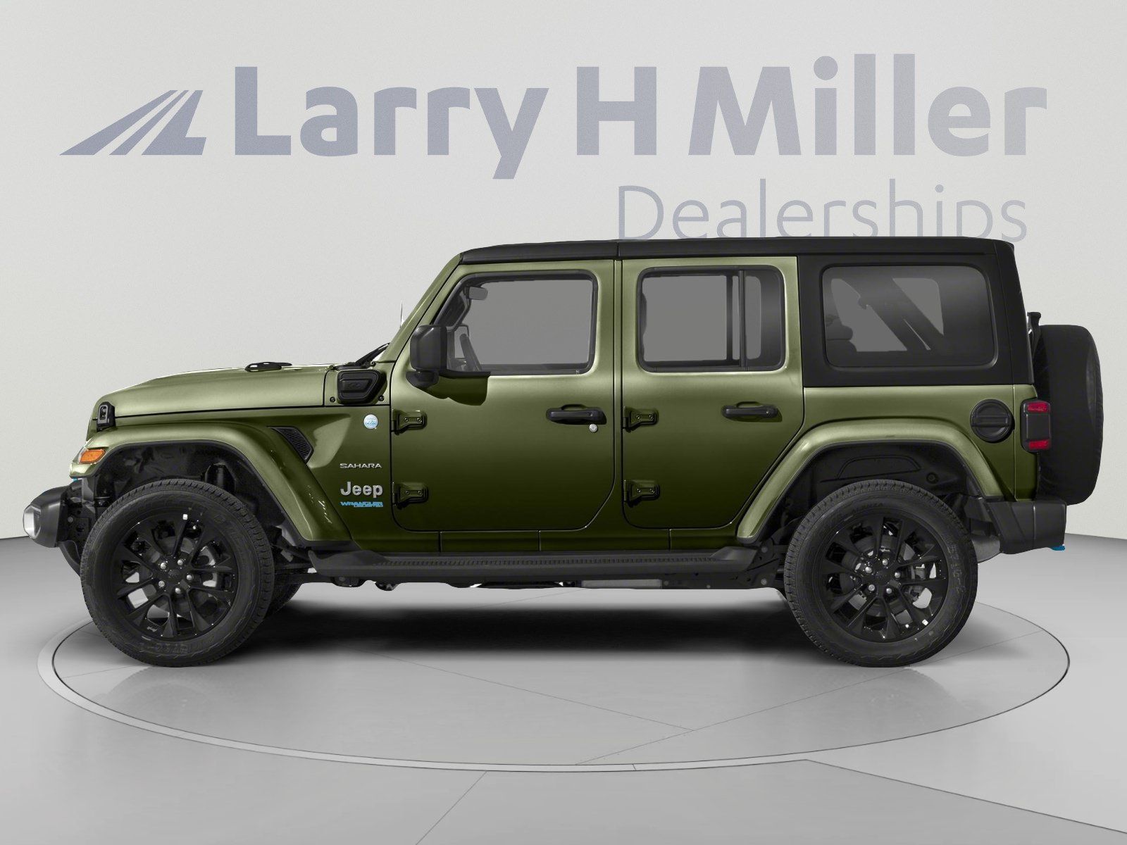 Used 2023 Jeep Wrangler Unlimited Sahara AWD/4WD image 3