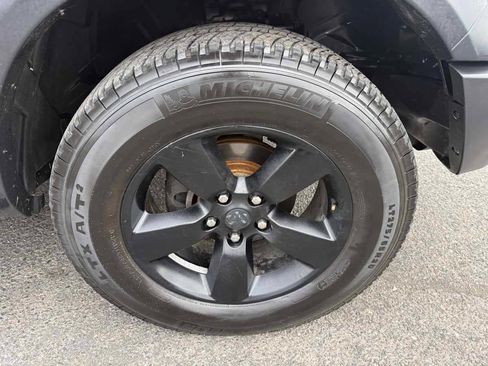 Used 2019 RAM 1500 Warlock AWD/4WD image 7