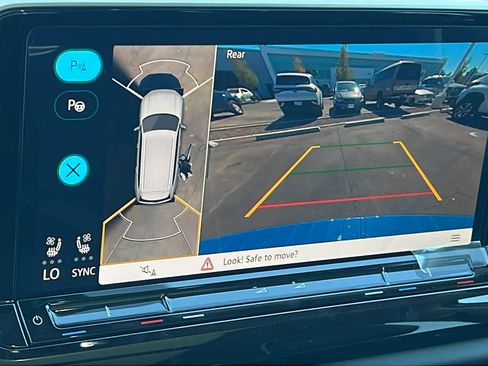 New 2026 Volkswagen Atlas SEL Premium R-Line image 16