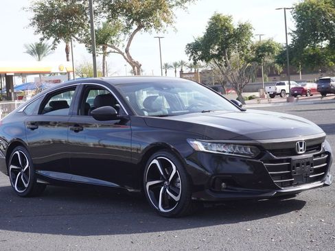 Used 2021 Honda Accord Sport image 4