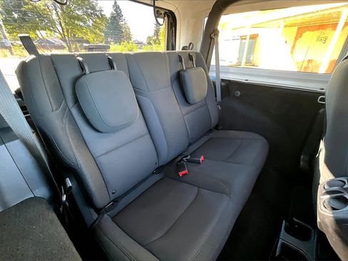 Used 2019 Jeep Wrangler Sport image 21