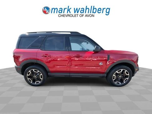 Used 2021 Ford Bronco Sport Outer Banks image 2