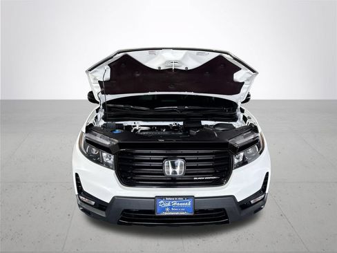 Used 2025 Honda Passport Black Edition image 23