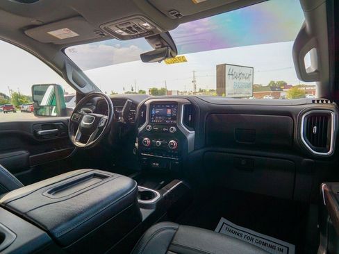 Used 2022 GMC Sierra 2500 Denali w/ Technology Package AWD/4WD image 15