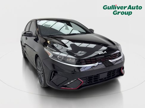 Used 2023 Kia Forte GT-Line w/ GT-Line Premium Package image 13