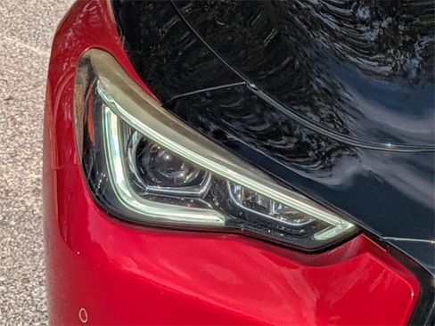 Used 2018 INFINITI Q60 Red Sport 400 w/ Pro Active Package image 9