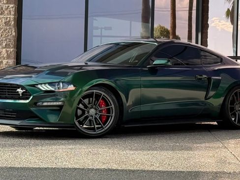Used 2021 Ford Mustang GT Premium w/ Equipment Group 401A RWD image 3
