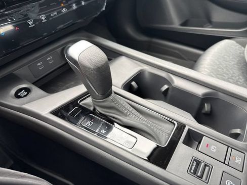 New 2026 Nissan Sentra SV w/ Floor Mat Package FWD image 23
