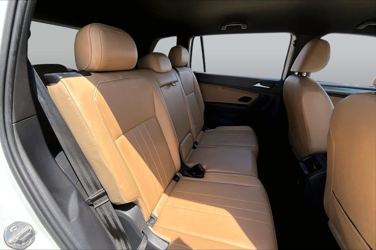 Used 2022 Volkswagen Tiguan SE FWD image 37