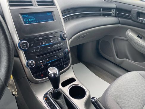 Used 2014 Chevrolet Malibu LS FWD image 29