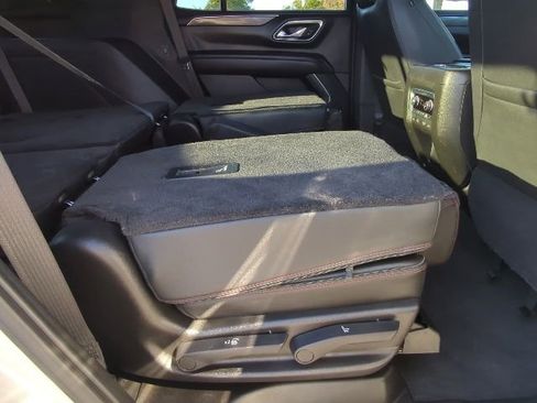 Used 2021 Chevrolet Tahoe RST w/ Luxury Package image 26