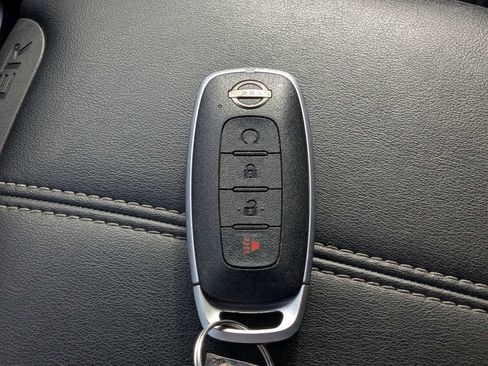 Used 2024 Nissan Pathfinder SV AWD/4WD image 27