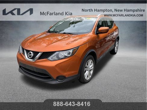 Used 2017 Nissan Rogue Sport SV AWD/4WD image 1