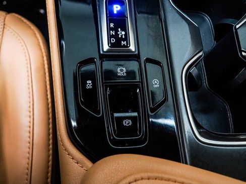 Used 2025 Lexus NX 250 FWD w/ Accessory Package (Z2) image 24