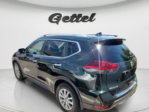 Used 2018 Nissan Rogue SV w/ Premium Package FWD image 5