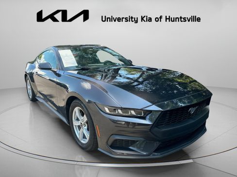 Used 2024 Ford Mustang Coupe RWD image 1