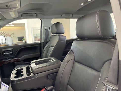 Used 2018 GMC Sierra 1500 SLT w/ SLT Premium Package image 10