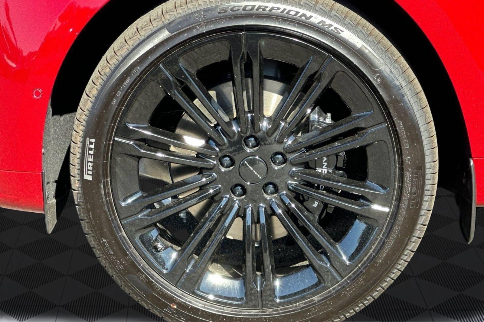 New 2026 Land Rover Range Rover Sport Dynamic SE AWD/4WD image 8