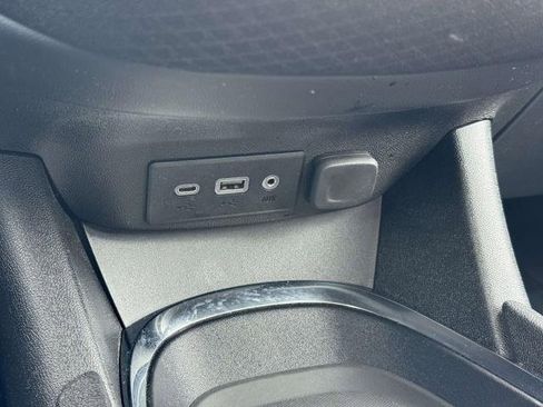 Used 2024 Chevrolet Malibu LT image 25