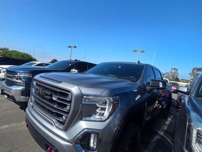 Used 2021 GMC Sierra 1500 AT4 w/ AT4 Premium Package