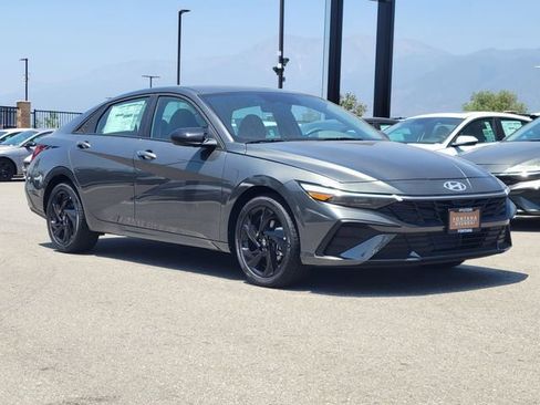 New 2026 Hyundai Elantra Sport FWD image 32