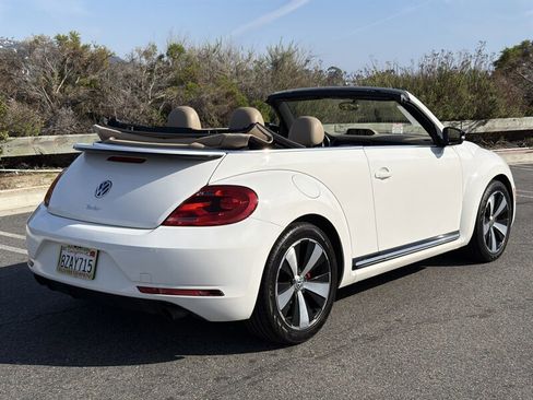 Used 2013 Volkswagen Beetle 2.0T FWD image 4