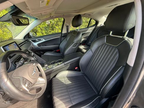 Used 2019 Genesis G70 2.0T Advanced w/ Elite Package RWD image 48