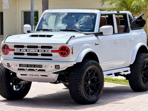 Used 2026 Ford Bronco Outer Banks AWD/4WD image 14