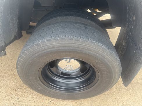 Used 2018 RAM 3500 Tradesman w/ Chrome Appearance Group image 7