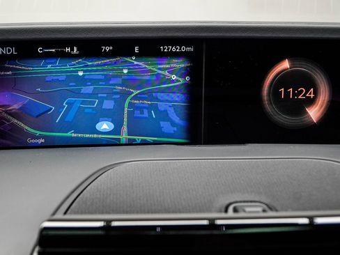 Used 2024 Lincoln Nautilus Reserve w/ Equipment Group 202A image 33