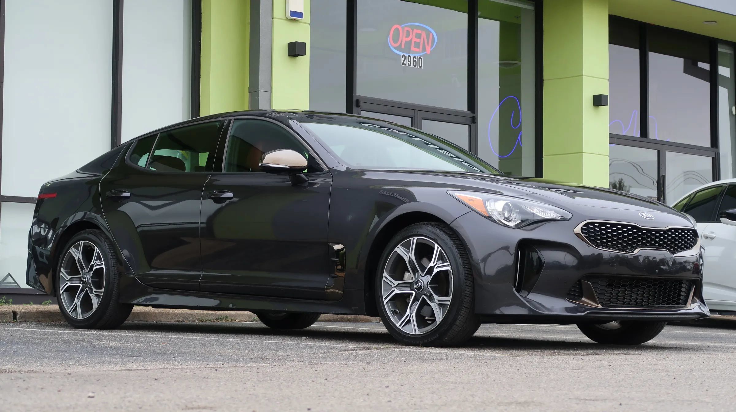 Used 2020 Kia Stinger GT-Line w/ Sun & Sound Package RWD image 6