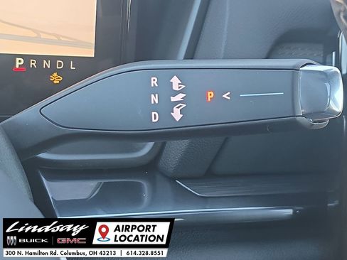 New 2026 GMC Terrain AT4 w/ Convenience Package III image 17